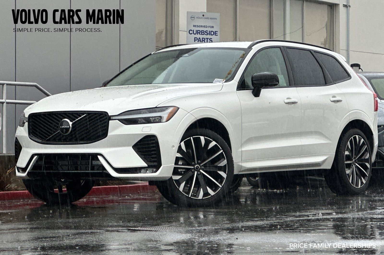 2026 Volvo XC60 B5 Ultra Dark AWD's photo