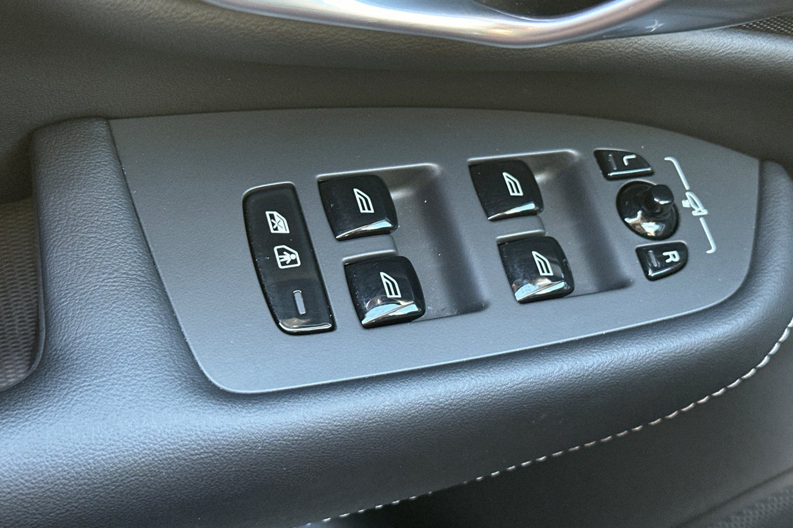 2024 Volvo XC90 Ultimate - Photo 15