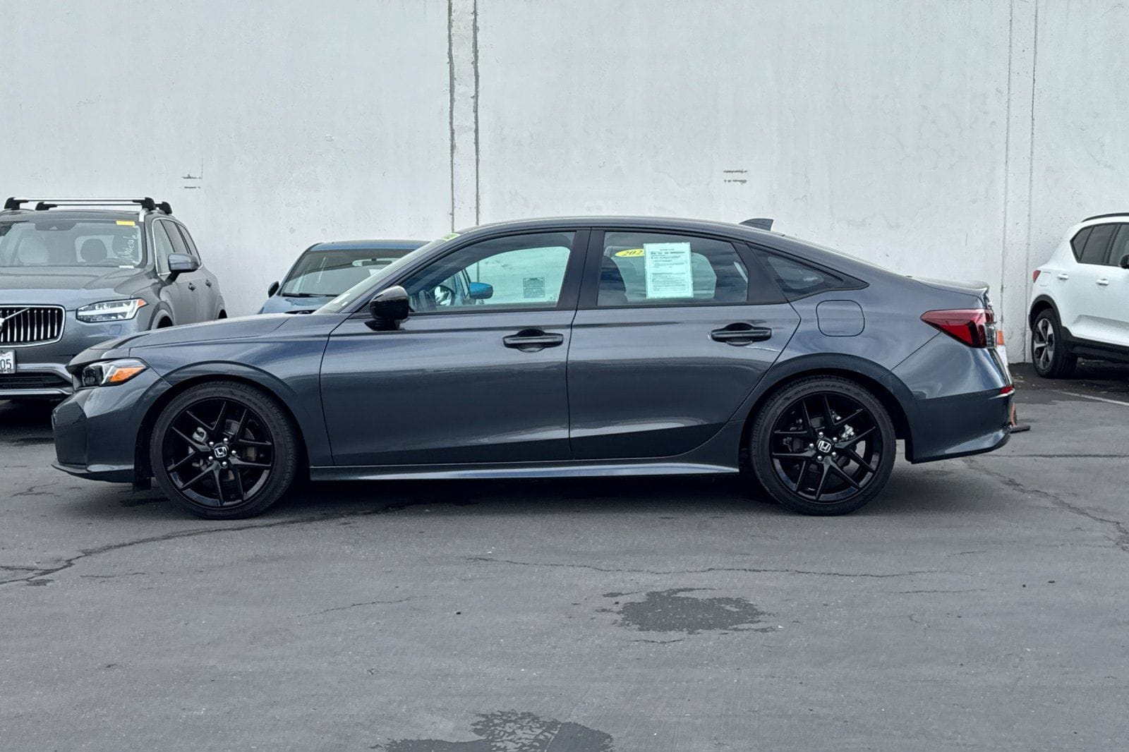 2025 Honda Civic Sport photo 4