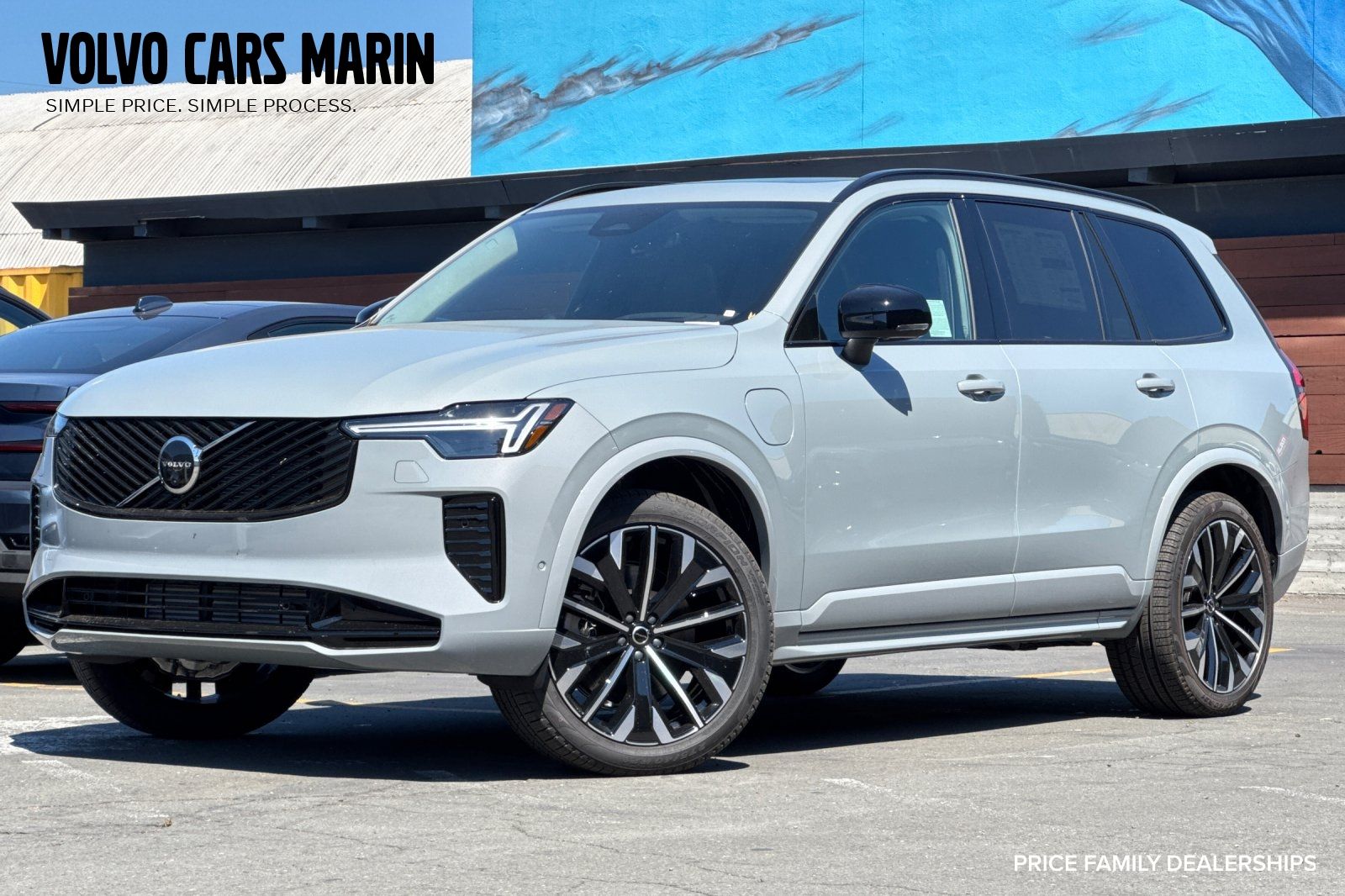 2026 Volvo XC90 T8 Recharge Ultra Dark 4WD's photo