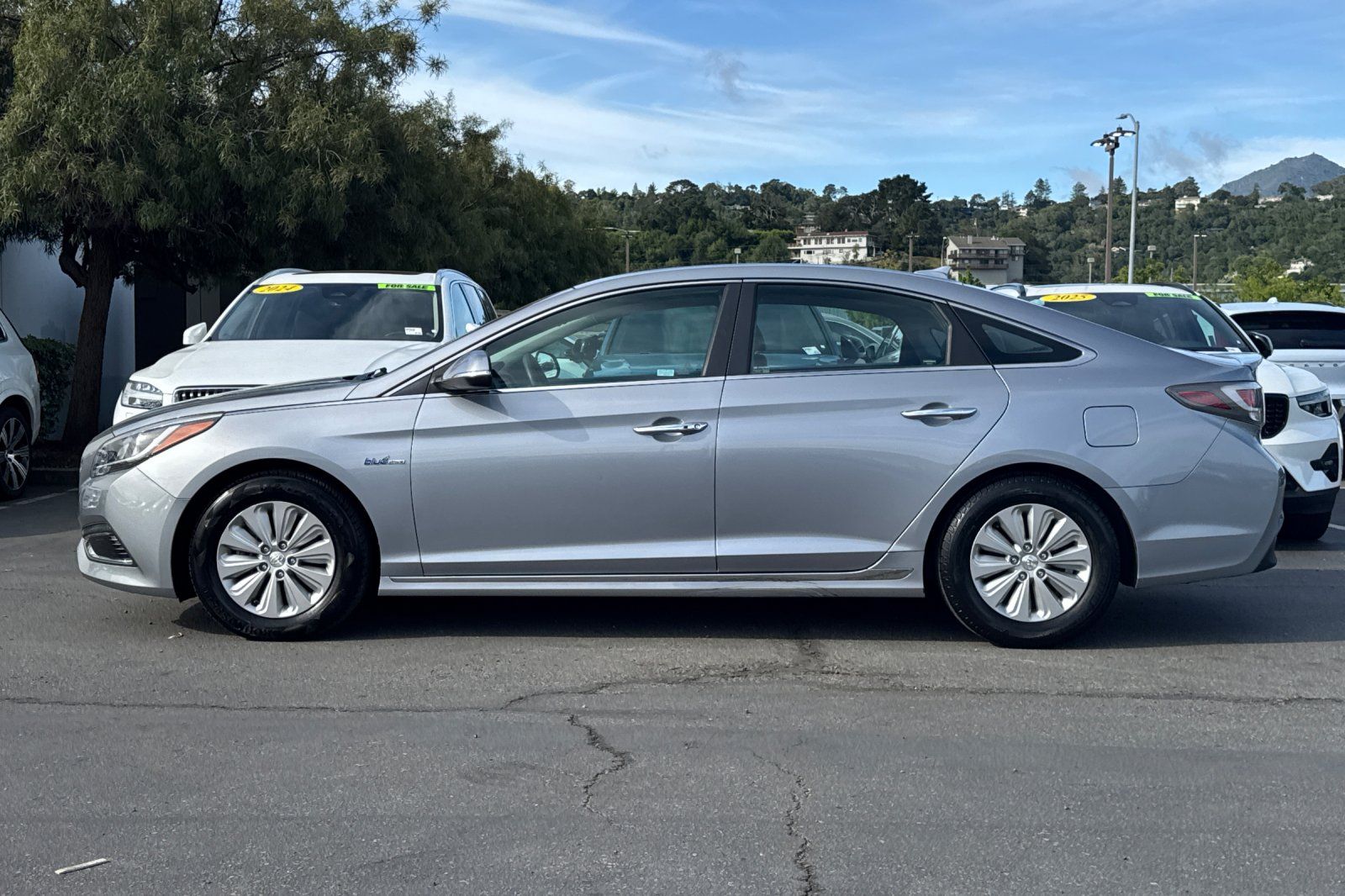2016 Hyundai Sonata Hybrid SE photo 4