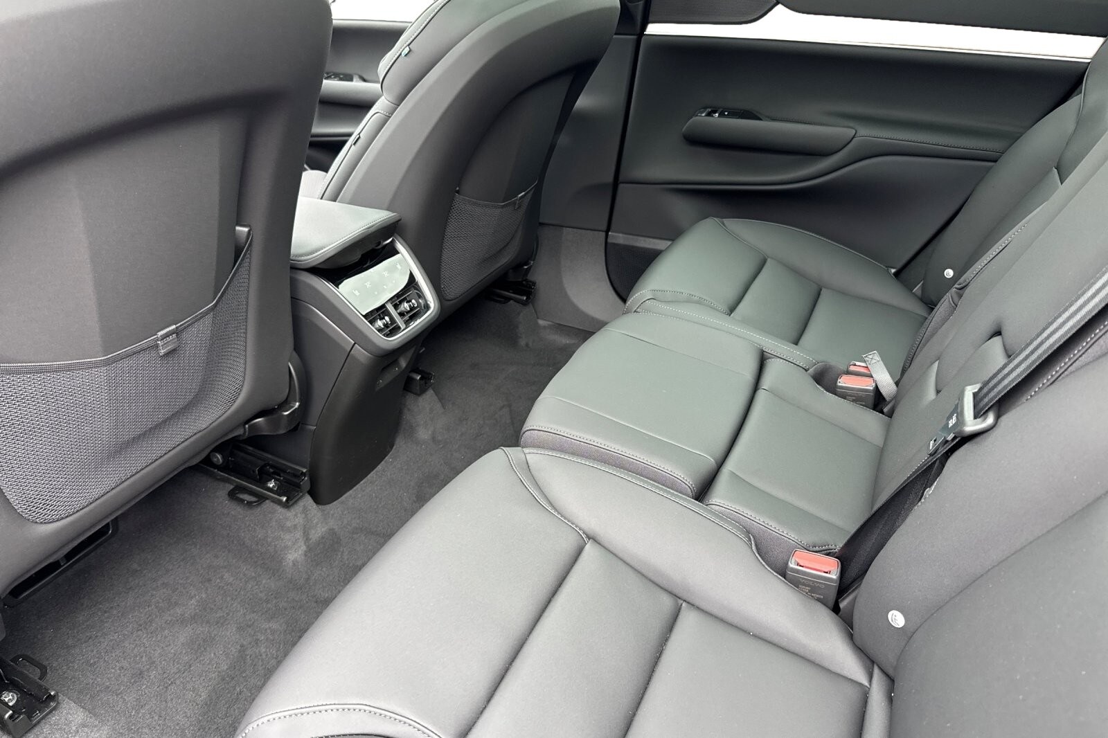 2025 Volvo EX90 Twin Motor Performance Ultra photo 4