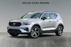 2026 Volvo XC40 Core B5 AWD