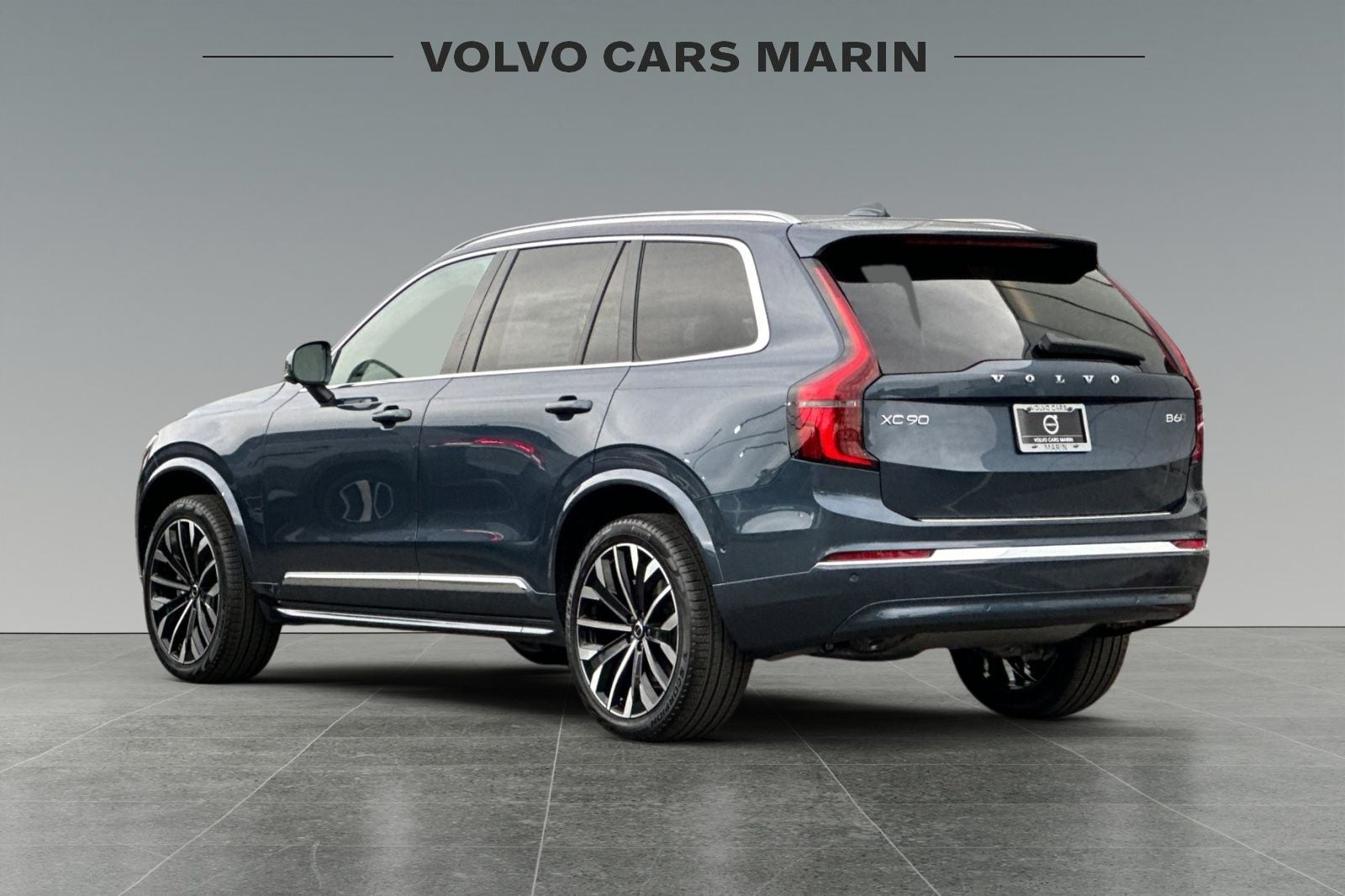 2026 Volvo XC90 Plus - Photo 6