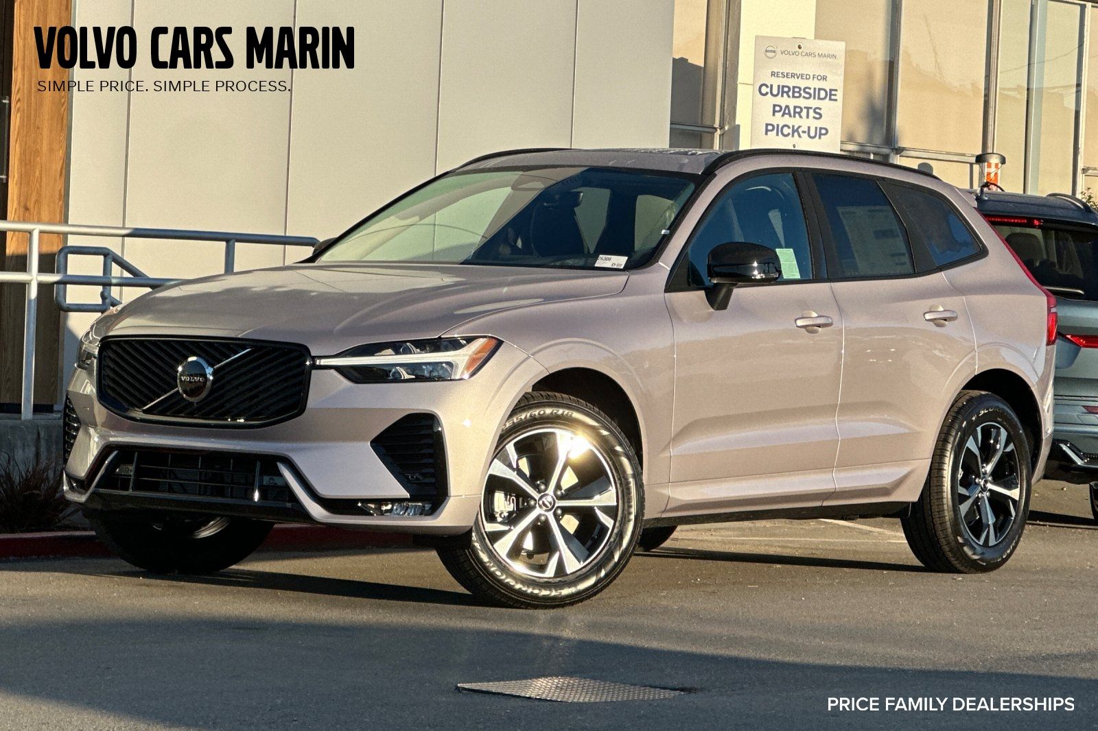 2026 Volvo XC60 B5 Core Dark AWD's photo