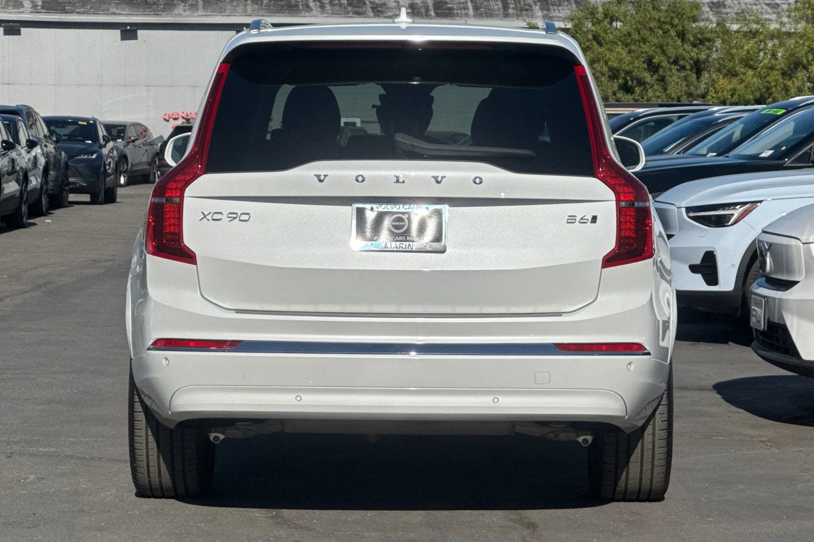 2024 Volvo XC90 B6 Plus Bright 7-Seater photo 3