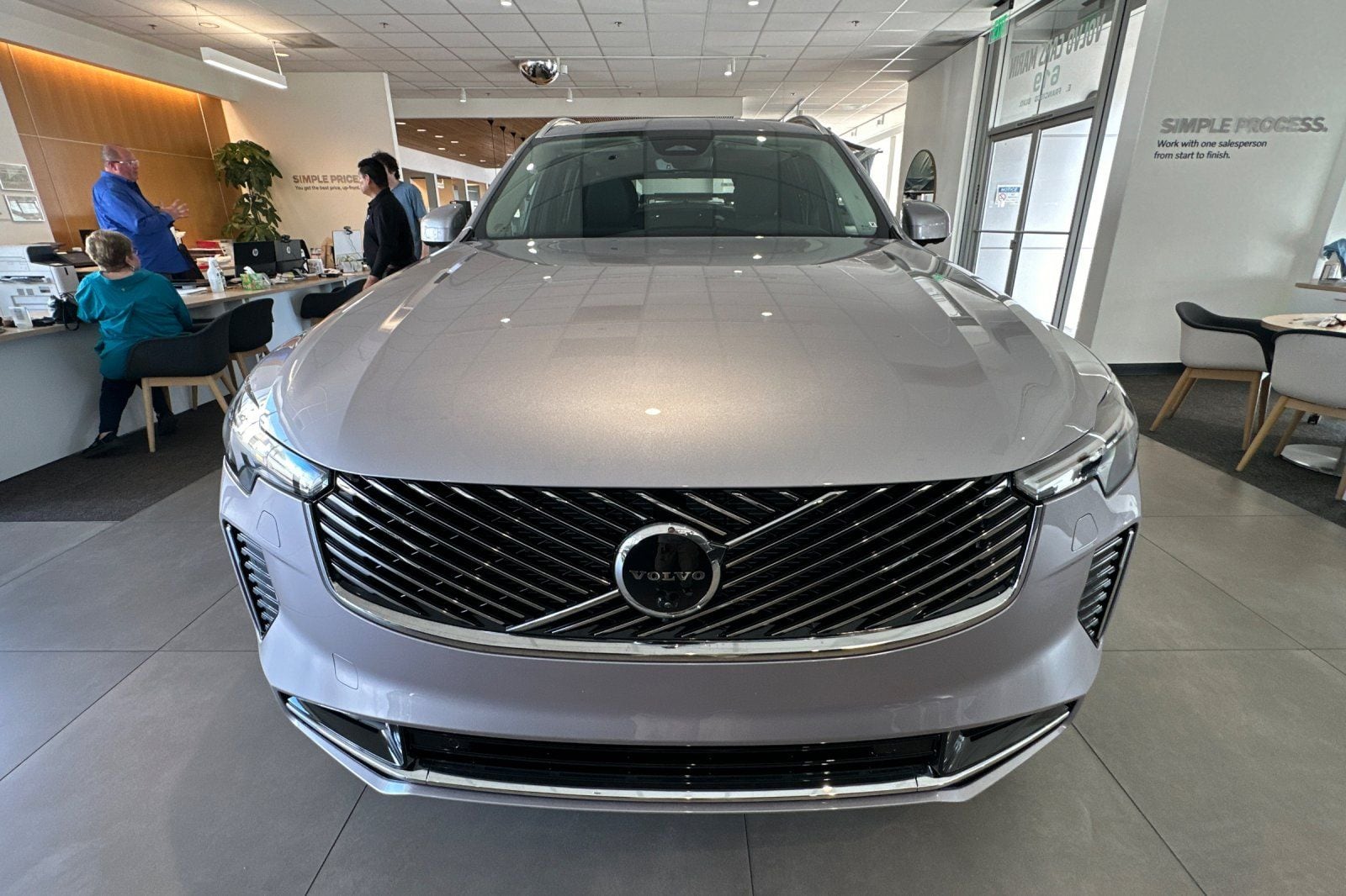 2026 Volvo XC90 Plus - Photo 10