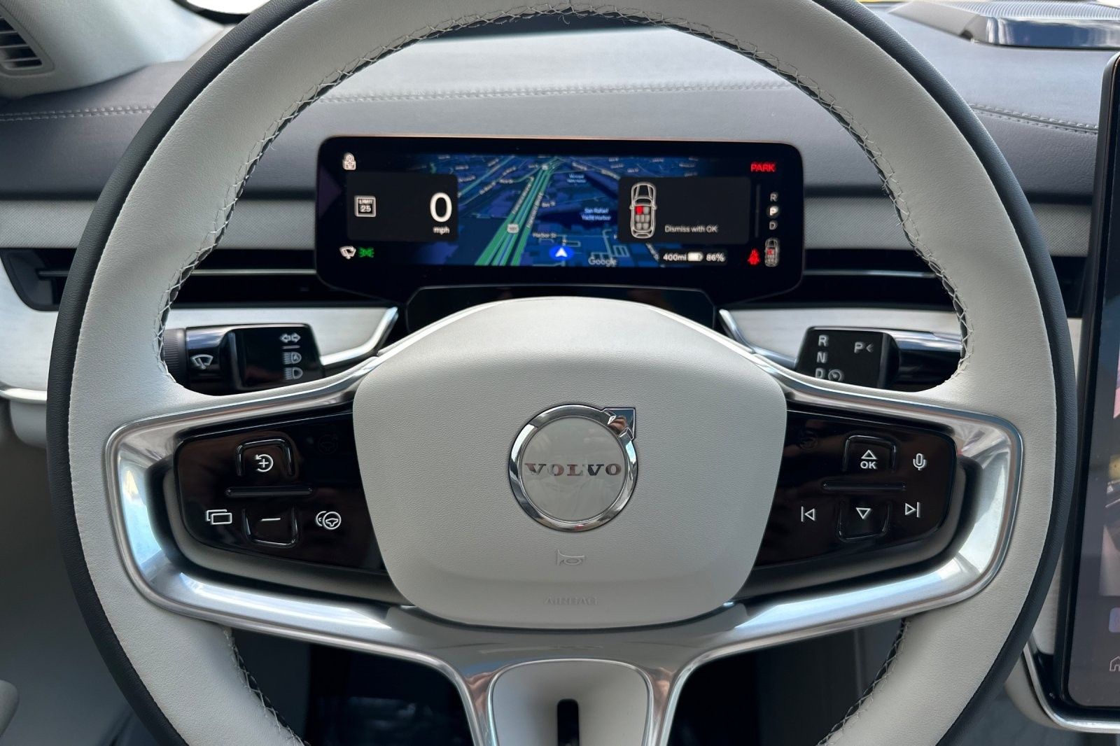 2025 Volvo EX90 Plus - Photo 26