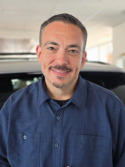Staff member Greg Angell from ID_57a25d