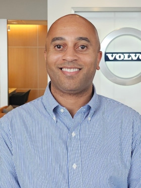 Staff member Lynn Williams from bf628a6ddb05