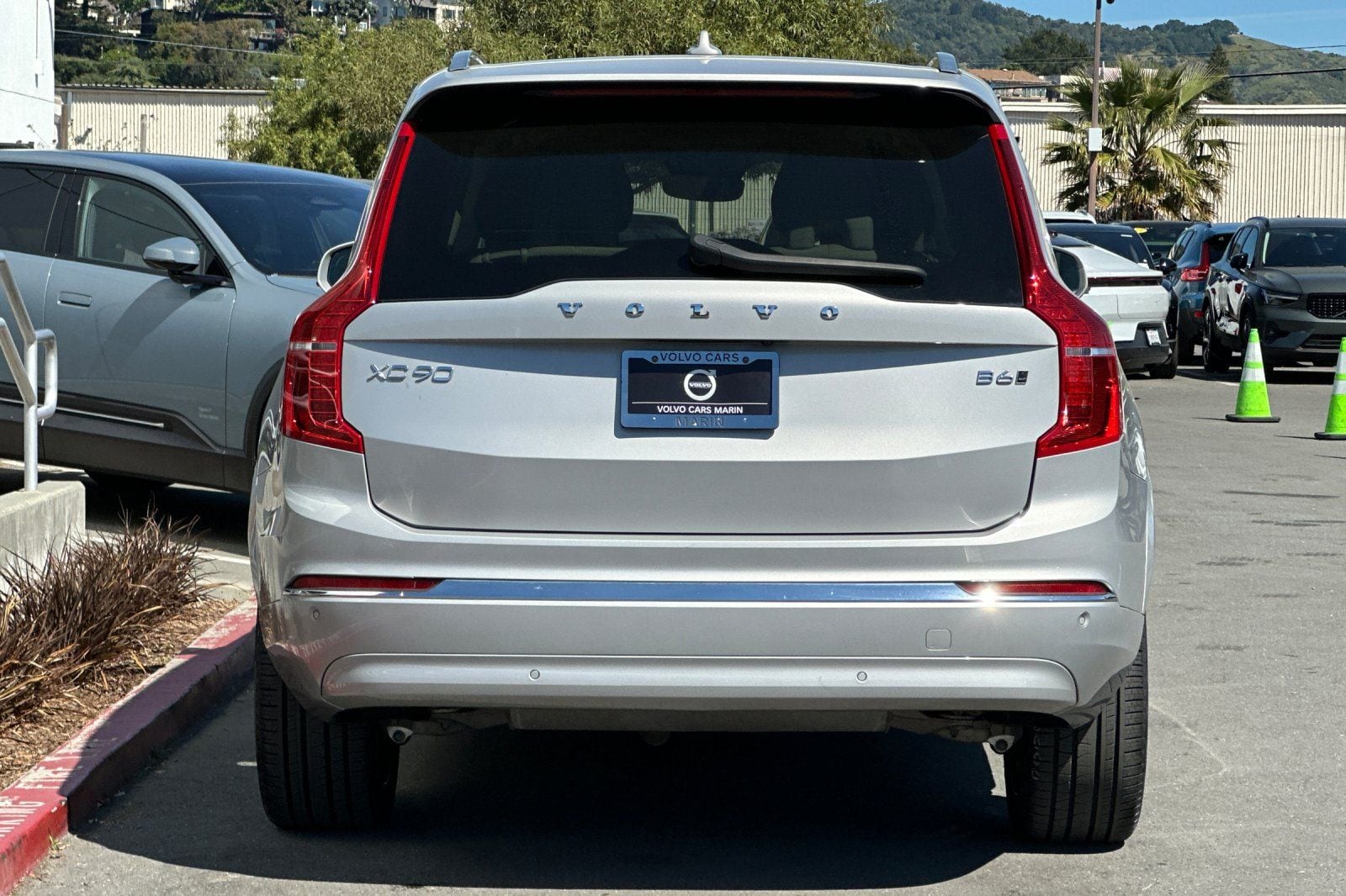 2024 Volvo XC90 B6 Plus Bright 7-Seater photo 3