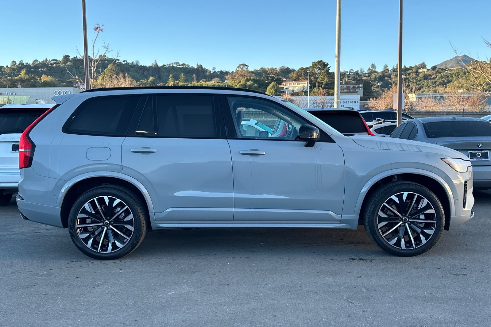2026 Volvo XC90 Ultra - Photo 8