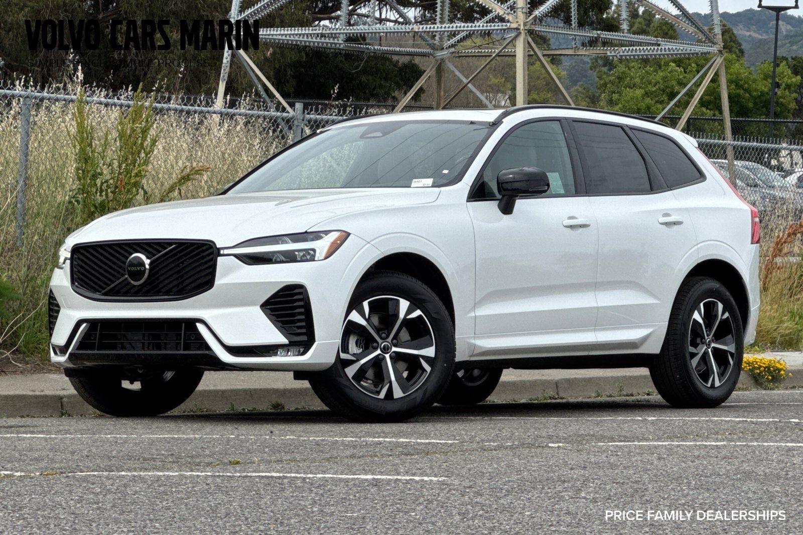 2026 Volvo XC60 B5 Core Dark AWD's photo