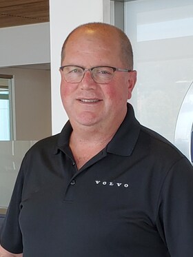 Staff member Tex Harrison from 42c57a262fdd