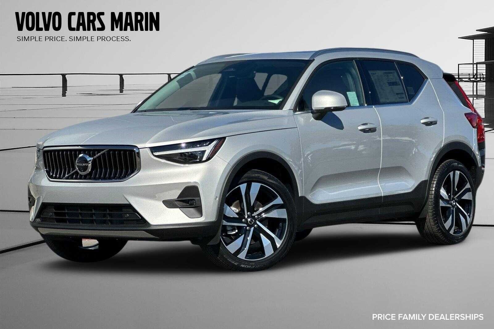 2025 Volvo XC40 B5 Plus Bright AWD's photo