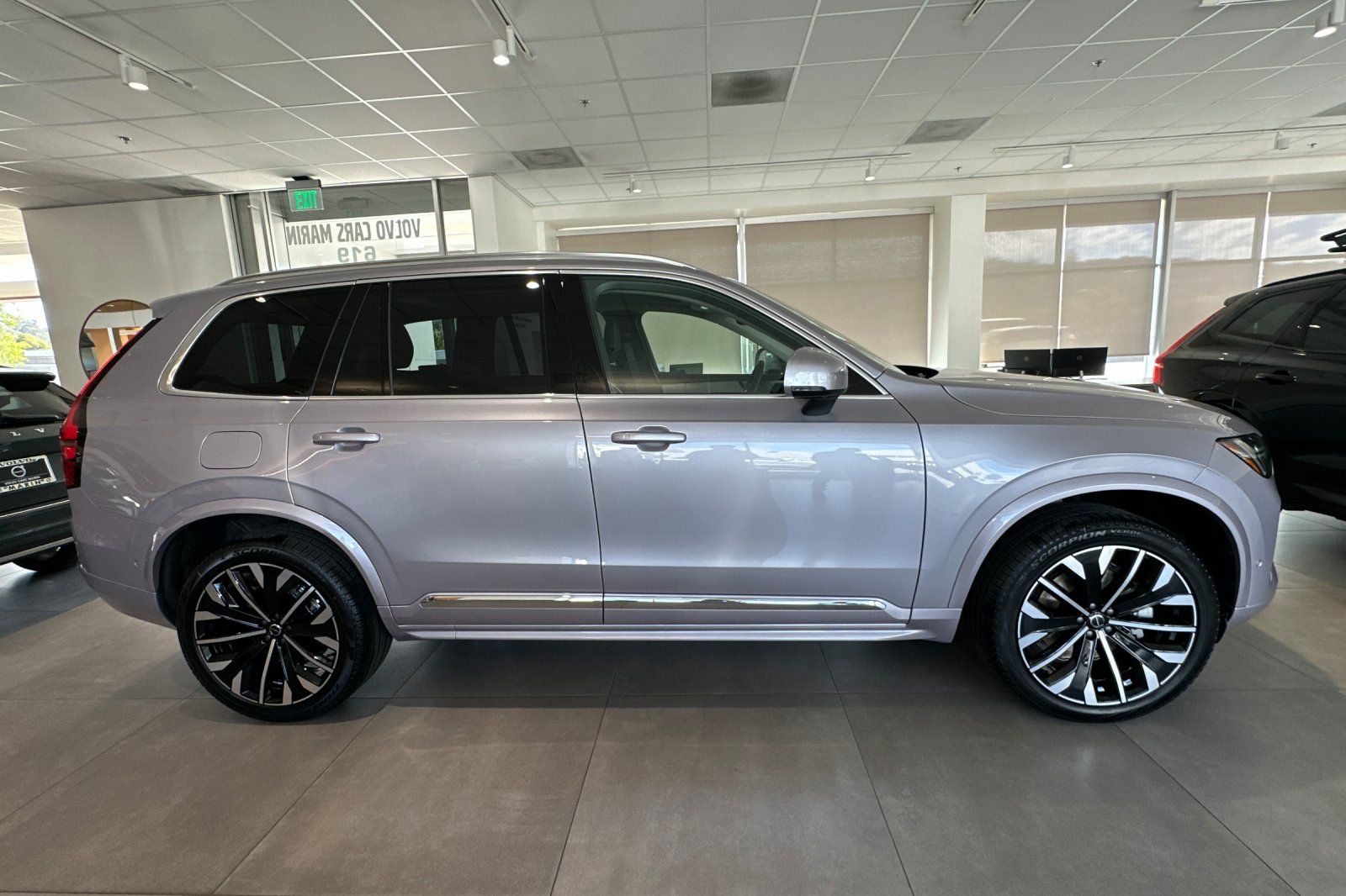 2026 Volvo XC90 Plus - Photo 8