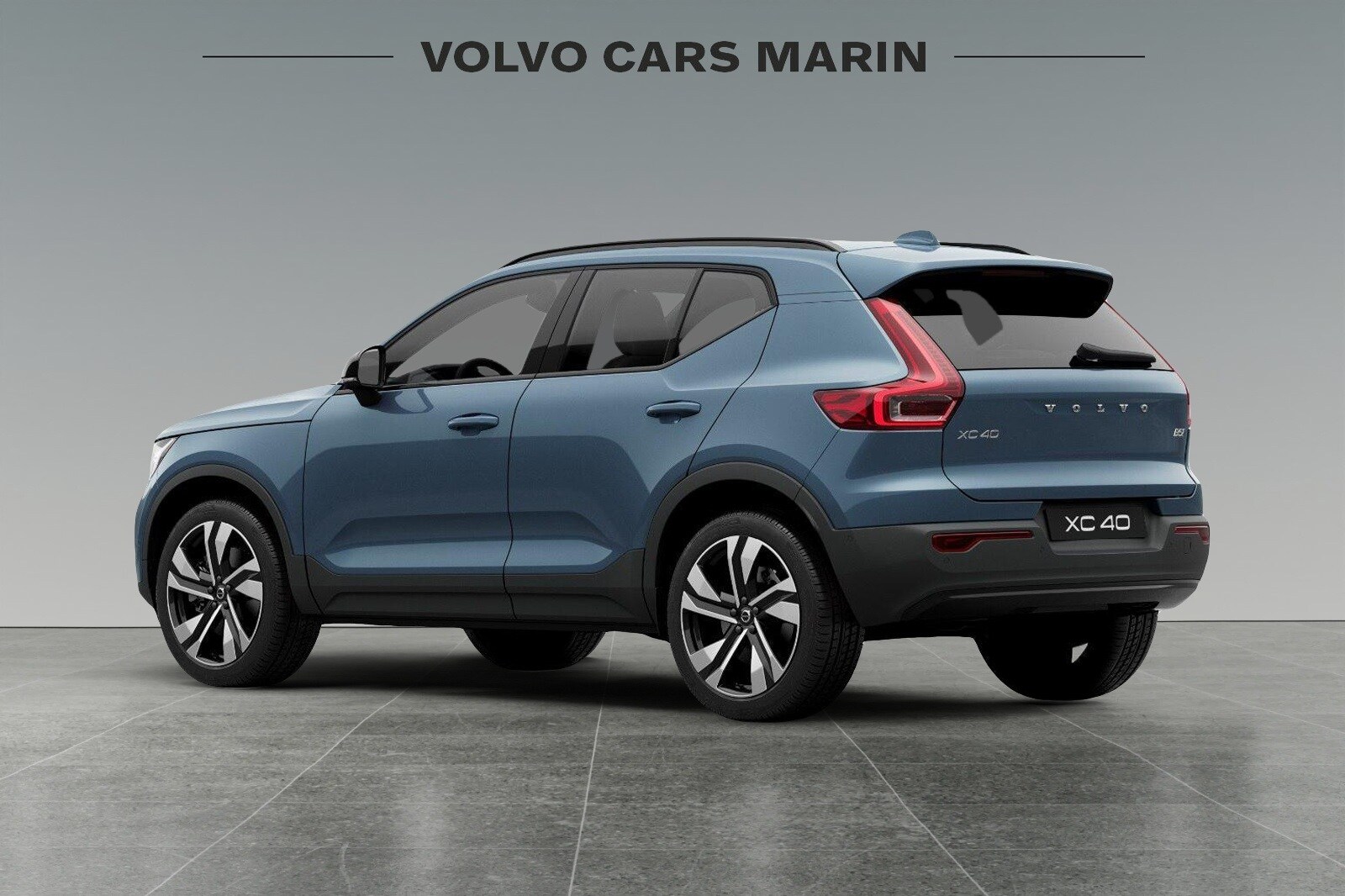 2023 Volvo XC40 AWD Ultimate photo 4