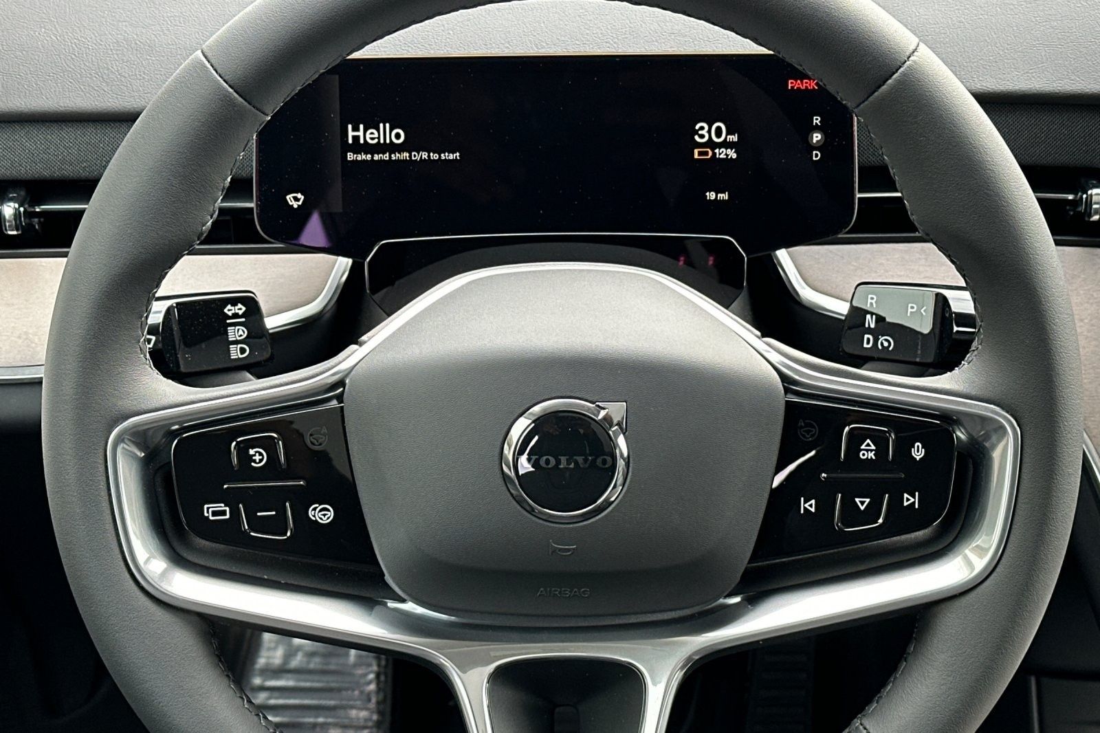 2025 Volvo EX90 Ultra - Photo 25