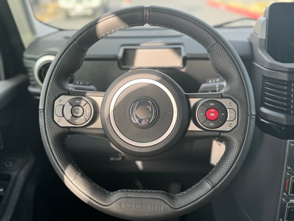 2025 INEOS Grenadier Fieldmaster Edition - Photo 13