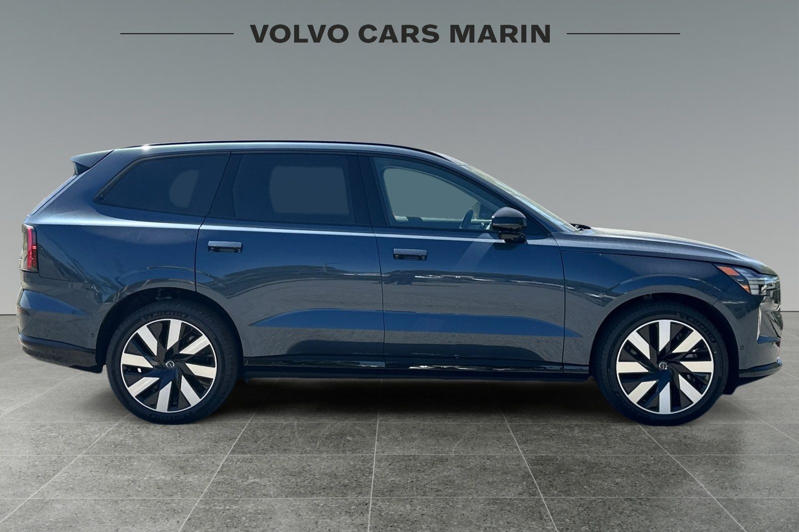 2025 Volvo EX90 Ultra - Photo 8