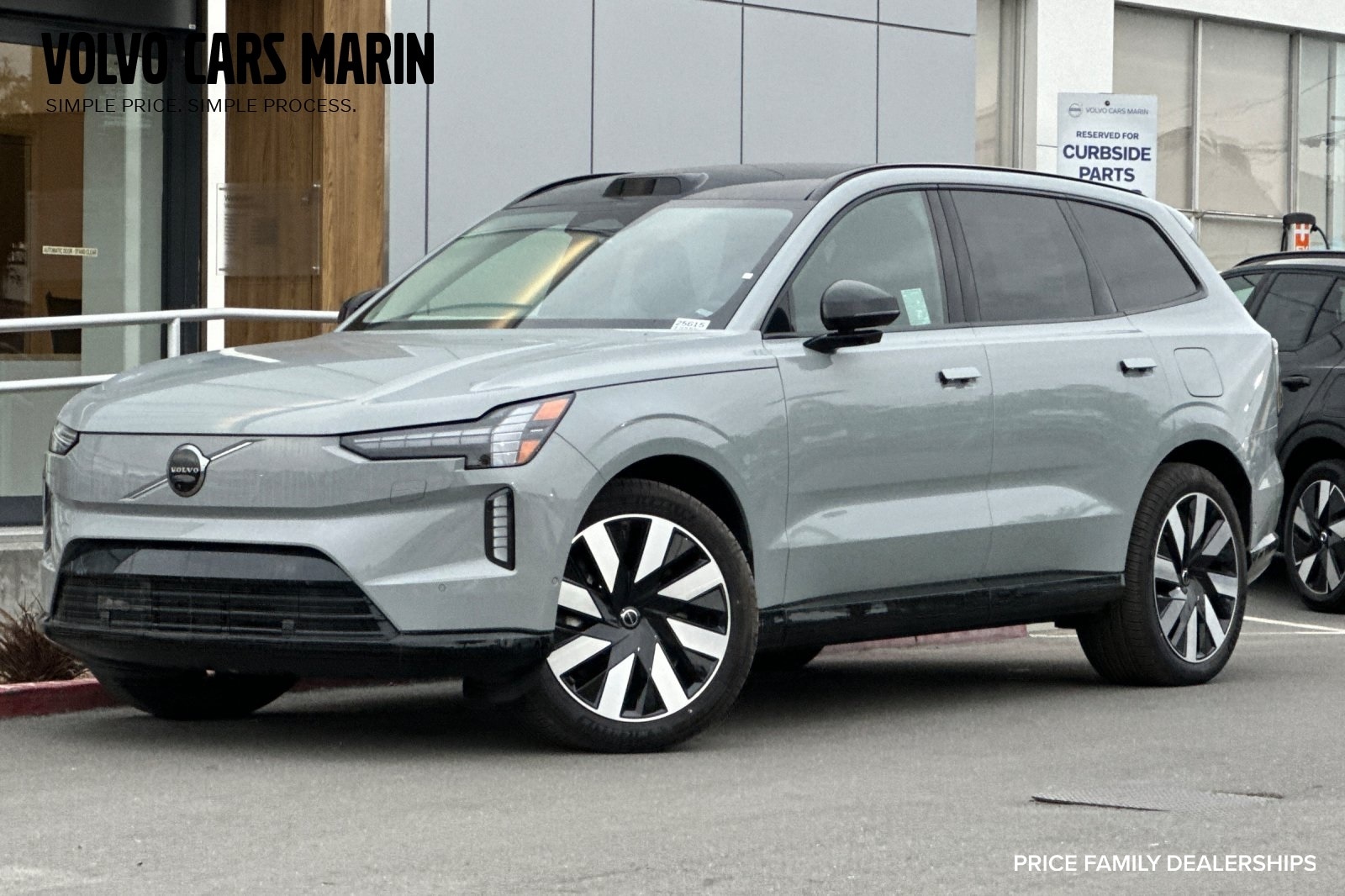 2025 Volvo EX90 Ultra's photo