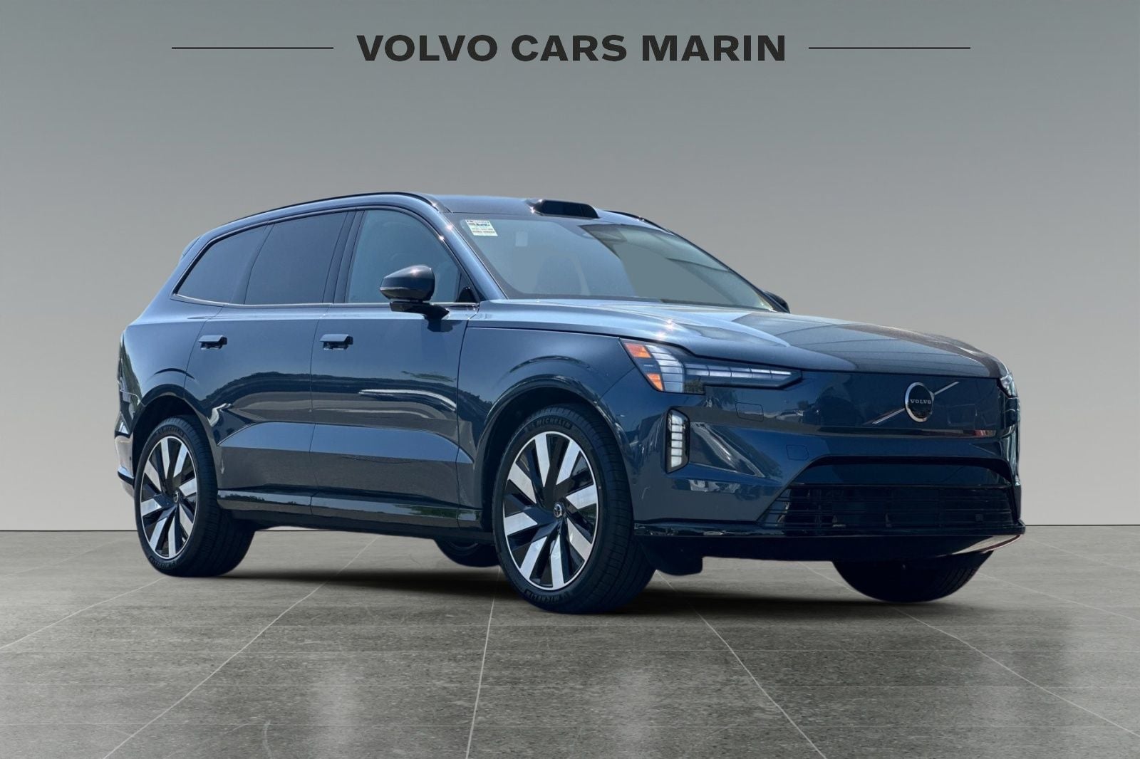 2025 Volvo EX90 Ultra - Photo 9