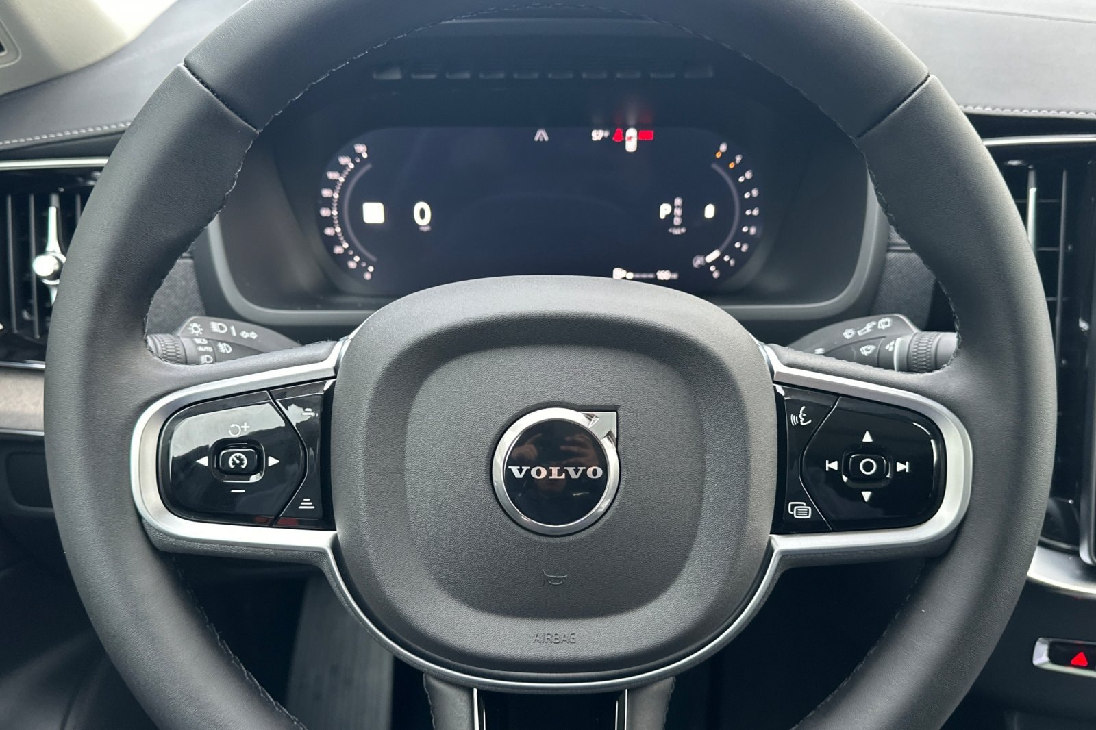 2026 Volvo XC90 Ultra - Photo 24