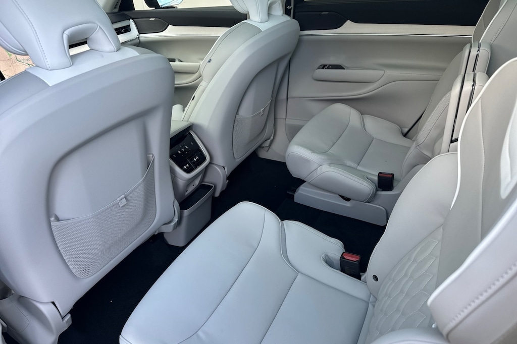 New 2025 Volvo EX90 Twin Motor Plus 6-Seater SUV