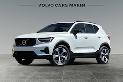 2026 Volvo XC40