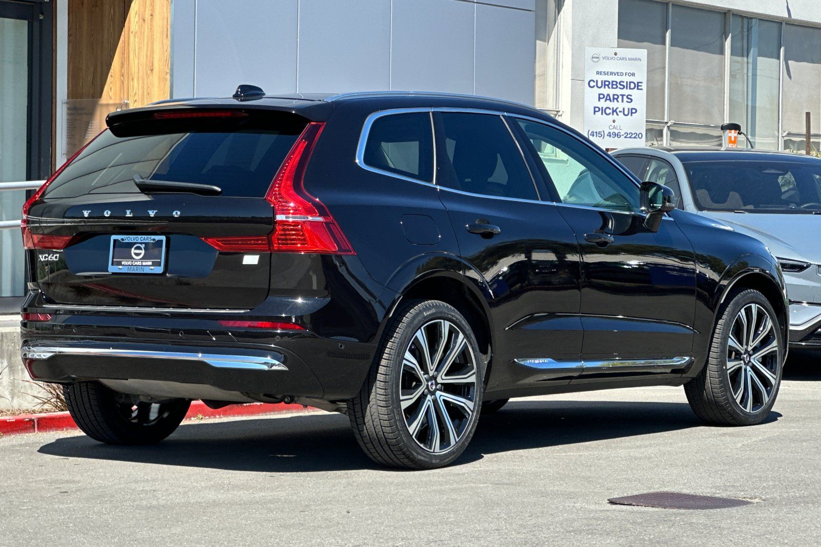 Certified 2023 Volvo XC60 Ultimate with VIN YV4H60DA4P1268197 for sale in San Rafael, CA