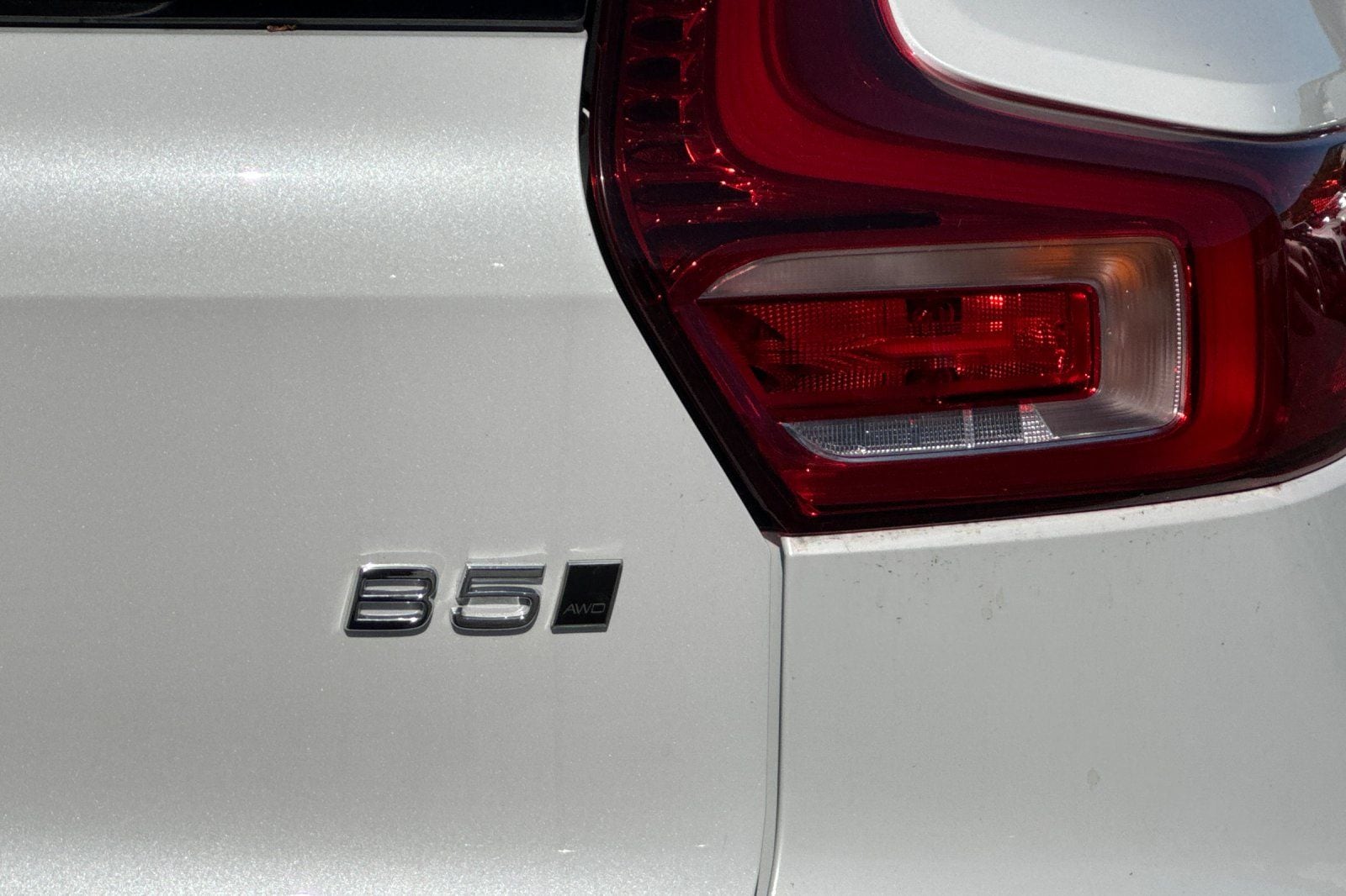 2026 Volvo XC40 Ultra - Photo 12