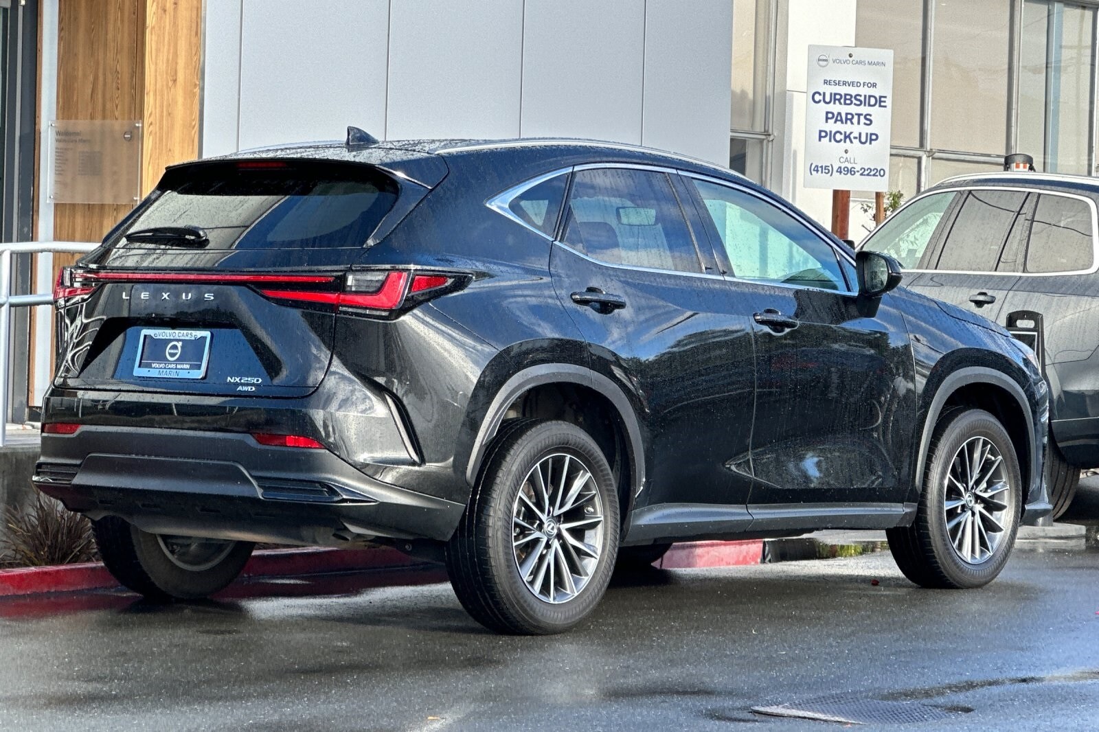 2023 Lexus NX 250 photo 2