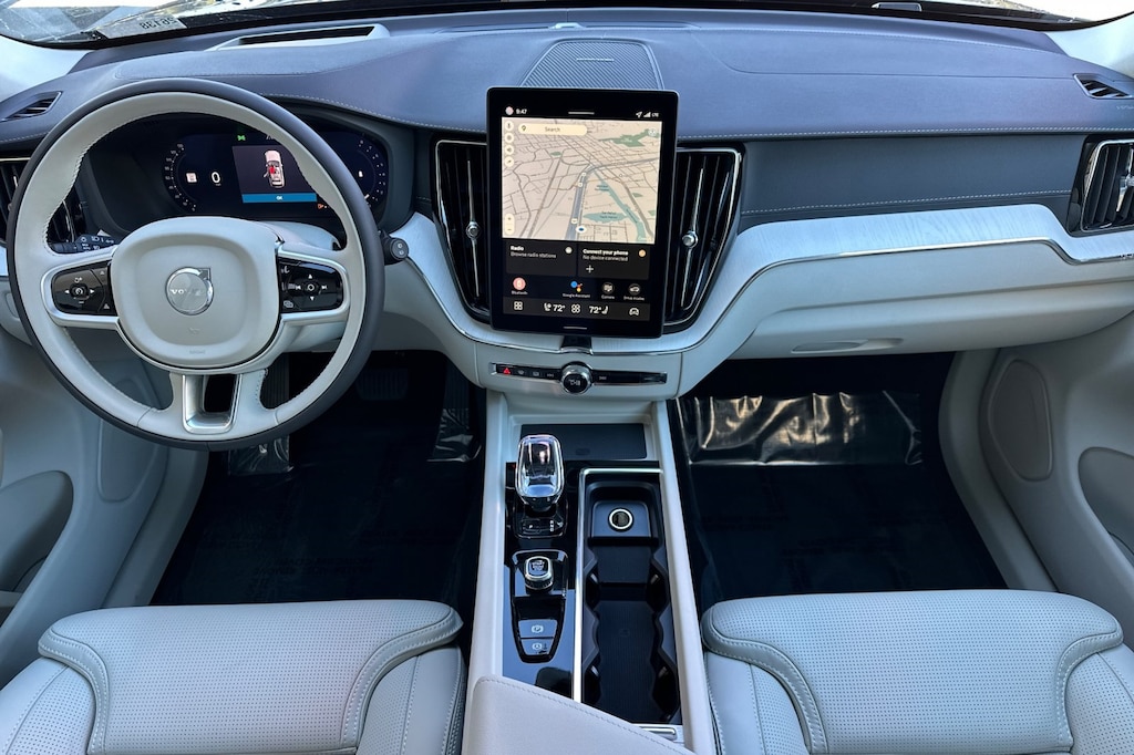 New 2026 Volvo XC60 B5 Ultra SUV