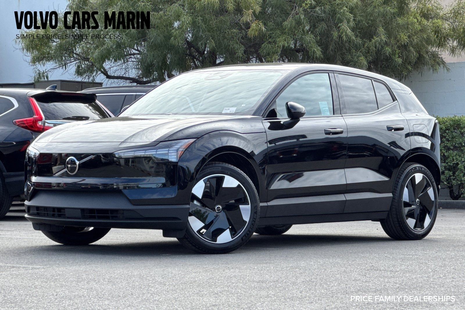 2026 Volvo EX30 Twin Motor Performance Plus's photo