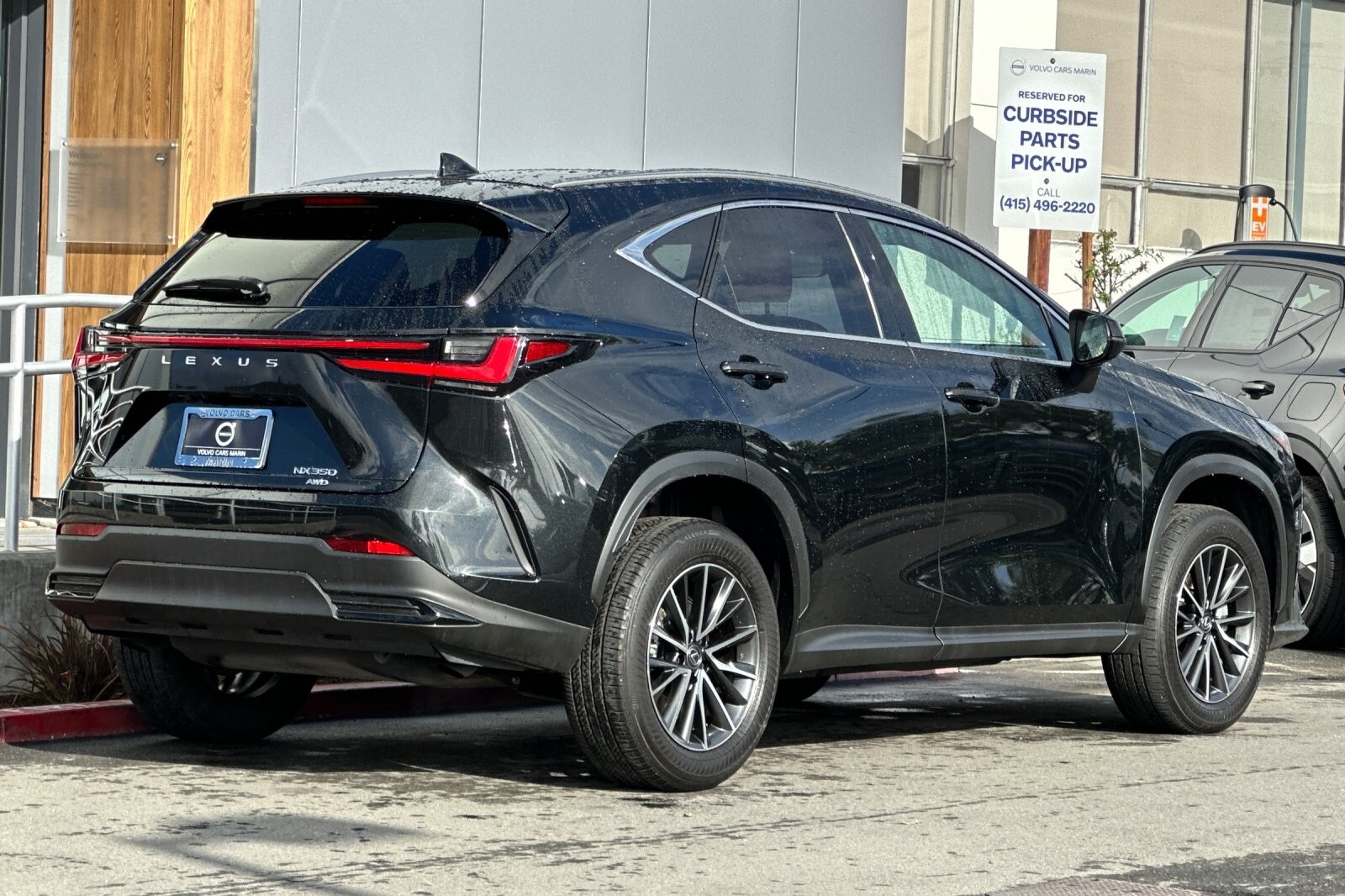 2022 Lexus NX 350 photo 2