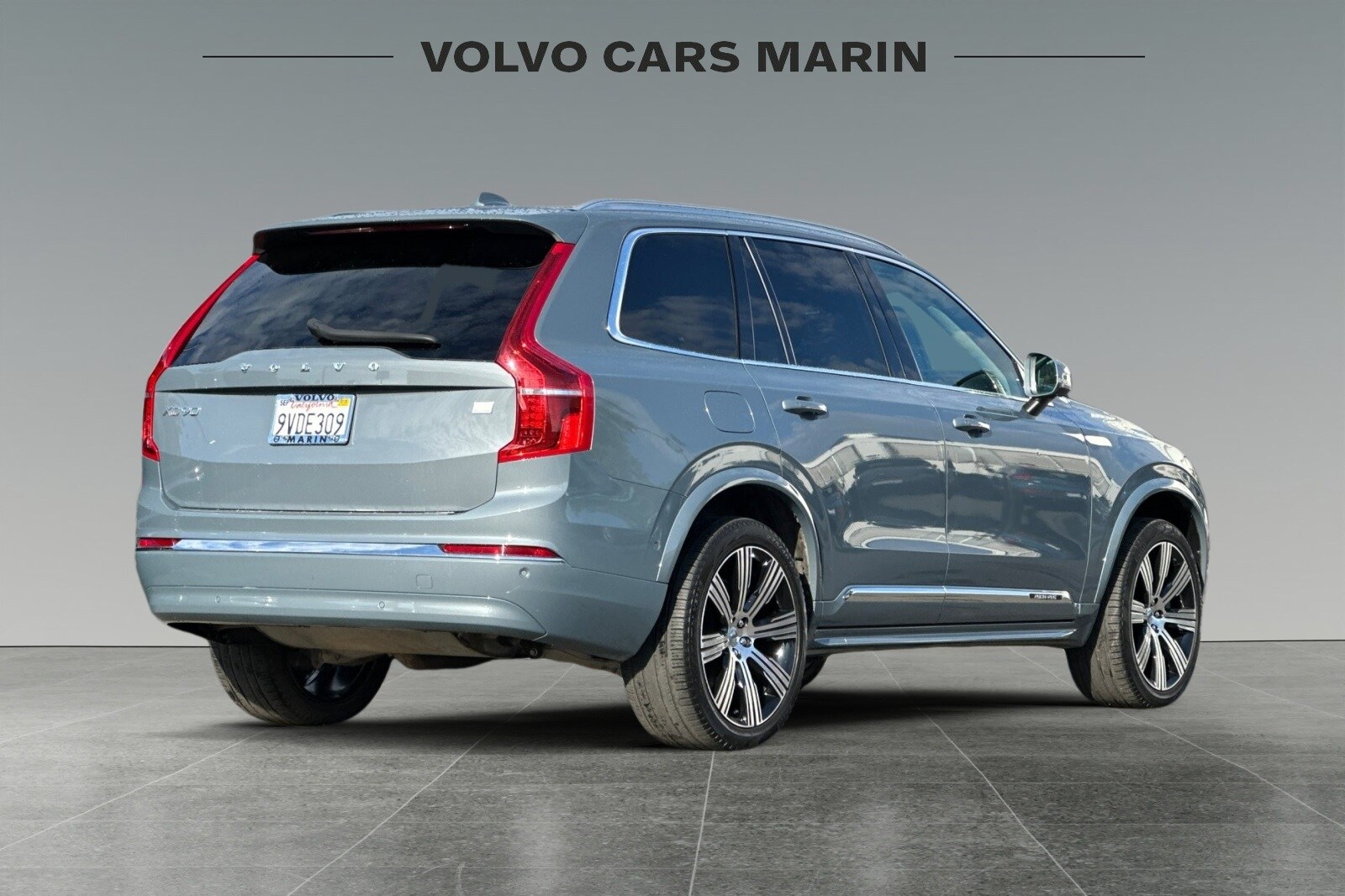 2023 Volvo XC90 Recharge Ultimate photo 2