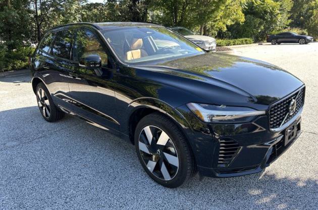 Used 2024 Volvo XC60 plug-in hybrid T8 Ultimate Dark SUV