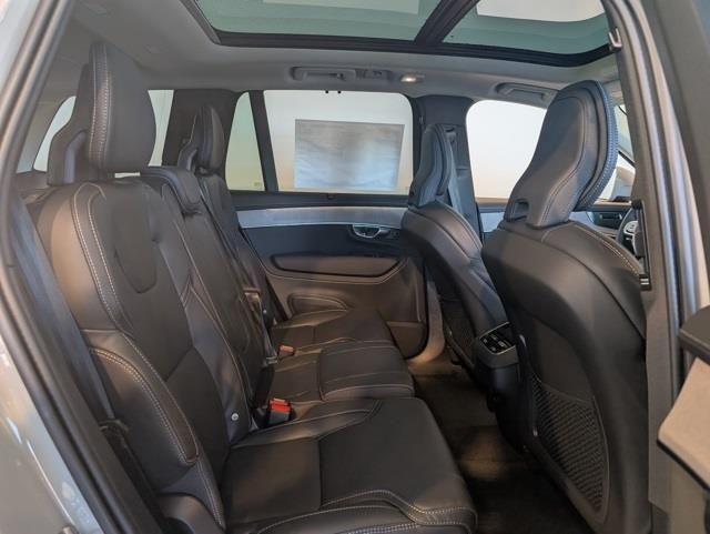 2026 Volvo XC90 Ultra - Photo 28