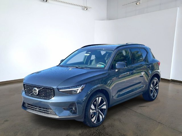2026 Volvo XC40