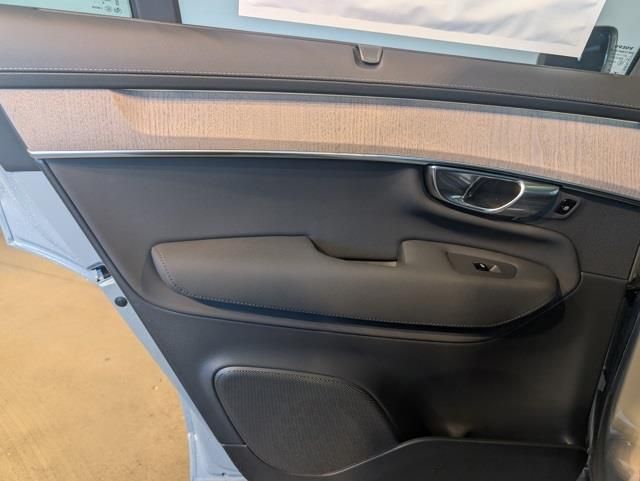 2026 Volvo XC90 Ultra - Photo 23