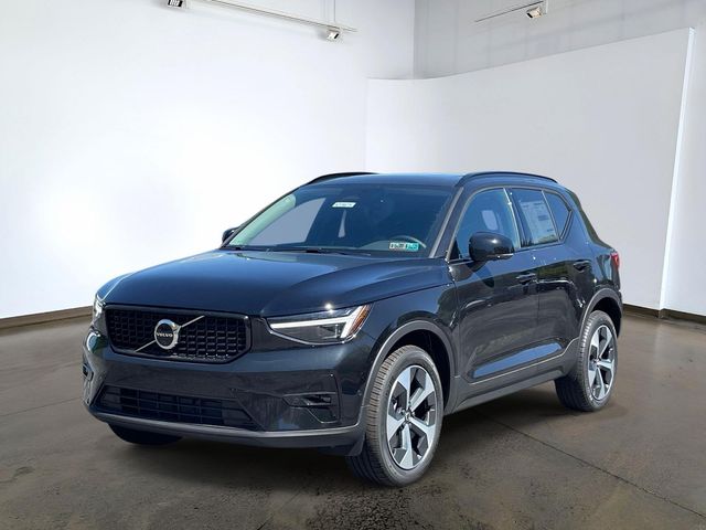 2026 Volvo XC40 Plus