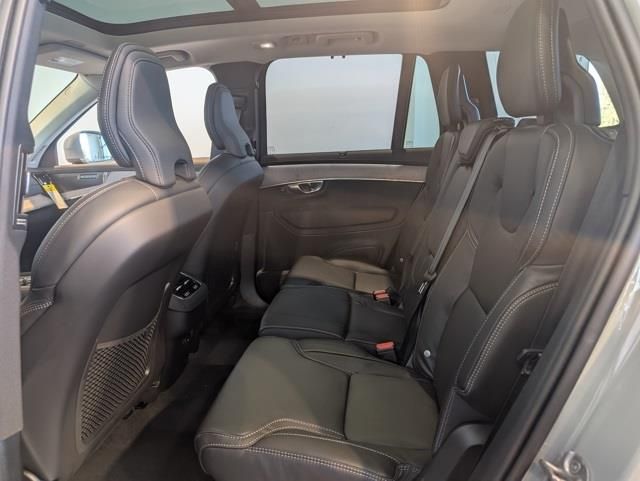 2026 Volvo XC90 Ultra - Photo 24