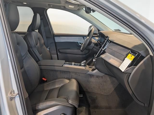 2026 Volvo XC90 Ultra - Photo 30