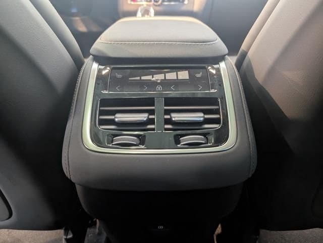 2026 Volvo XC90 Ultra - Photo 26