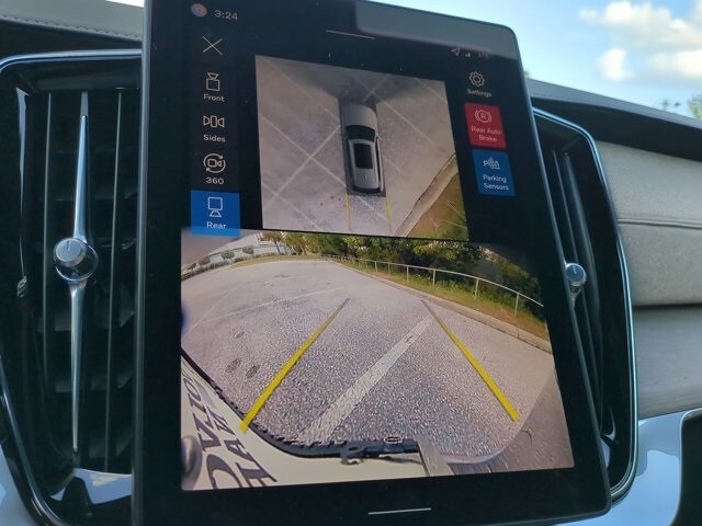 2026 Volvo XC90 Plus - Photo 22