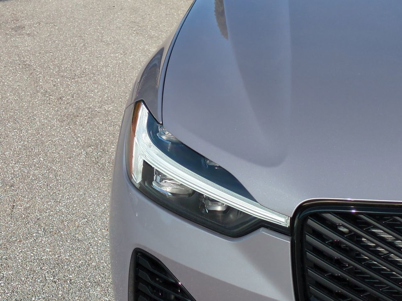 2026 Volvo XC60 Core - Photo 11