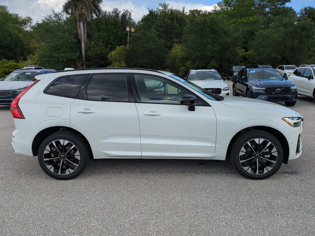 New 2026 Volvo XC60 B5 Plus SUV