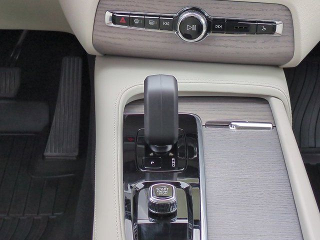 2024 Volvo XC90 Plus - Photo 20