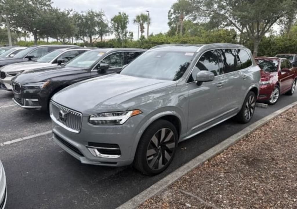 Certified 2024 Volvo XC90 Recharge Plug-In Hybrid T8 Plus Bright Theme 7 Passenger SUV