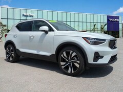 2023 Volvo XC40 Ultimate SUV YV4L12UFXP2062750